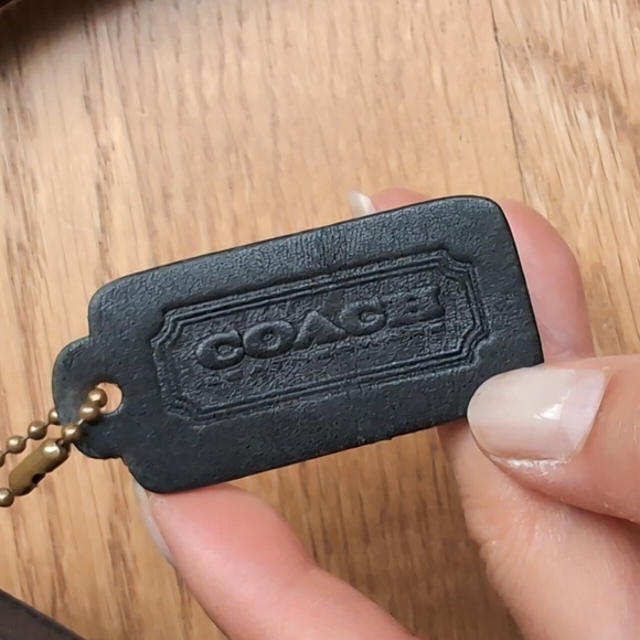 Vintage Coach Chester Bag, #9901, Black - Picture 7 of 16